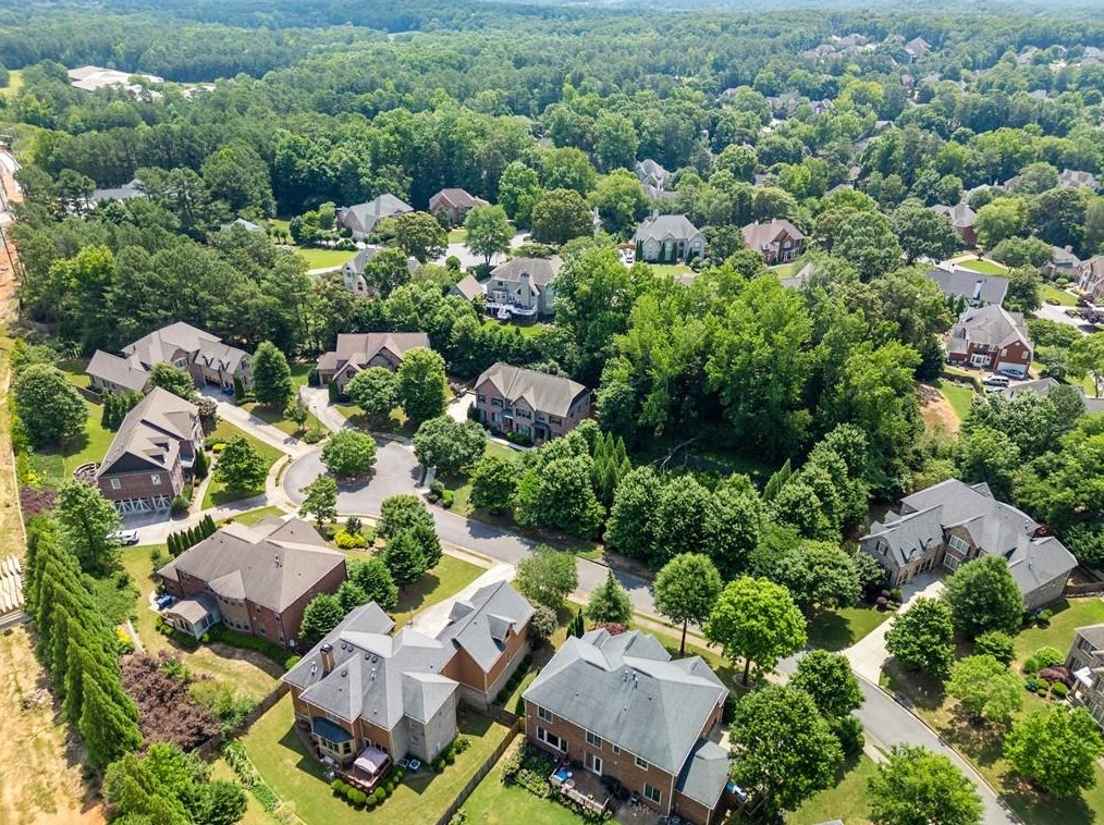 10280 Mdw Crst Ln, Alpharetta GA 30022-5085 exterior