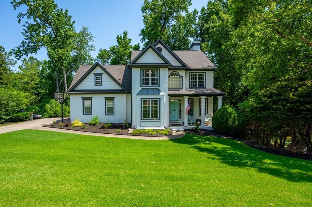 304 Azalea Chase Dr, Suwanee, GA 30024-3907