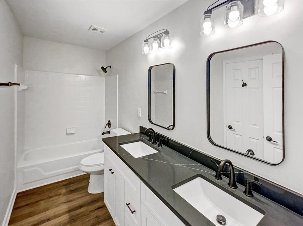 5434 Oxford Chase Way, Atlanta GA 30338-3011 exterior