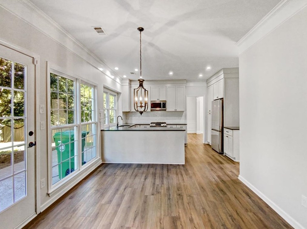 5434 Oxford Chase Way, Atlanta GA 30338-3011 exterior