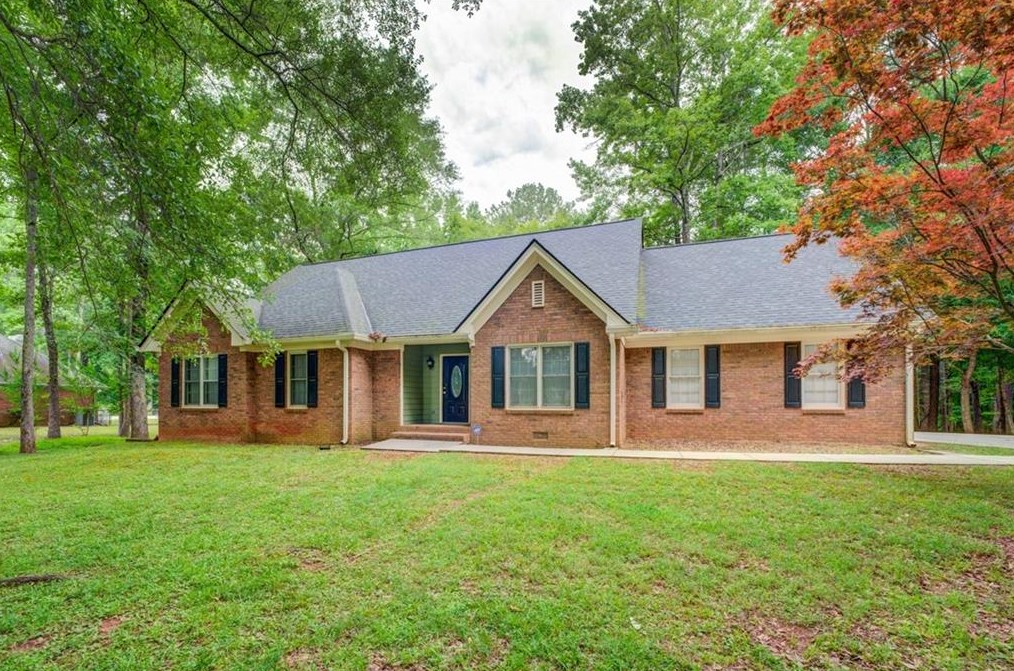 5277 Sw West Shore Dr, Conyers, GA 30094