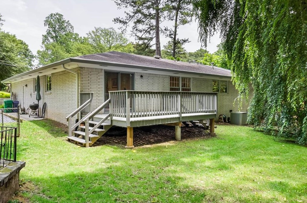 3586 Cherokee Rd, Atlanta GA  30340-2748 exterior