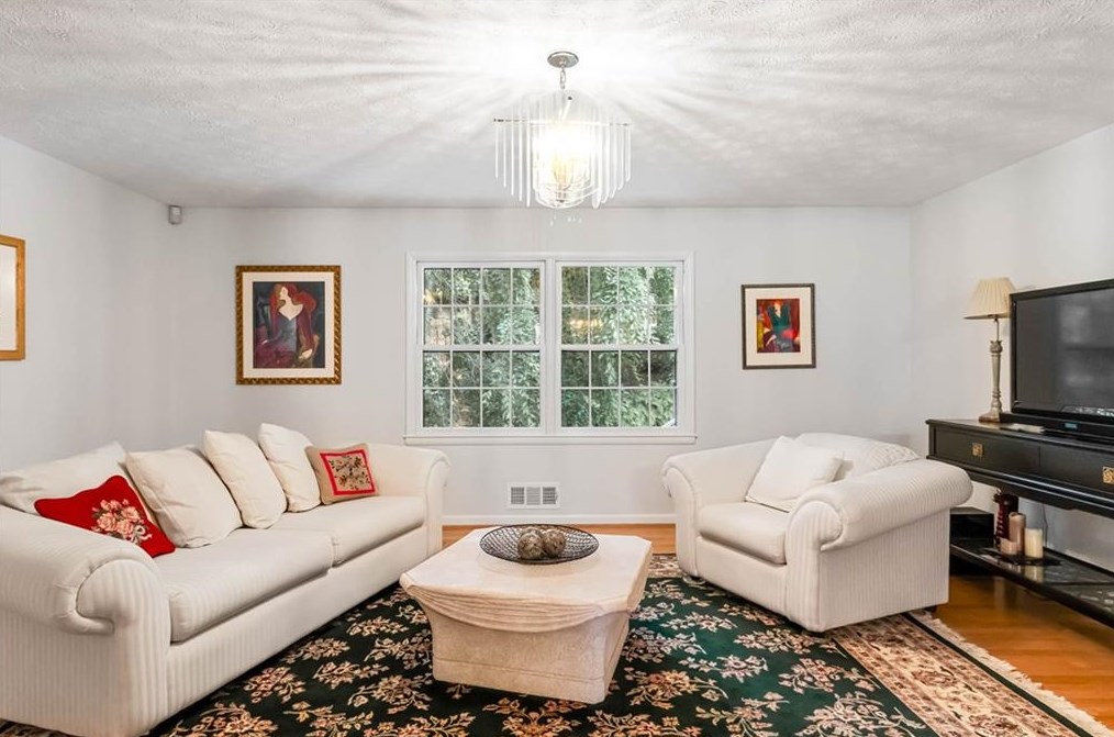 3586 Cherokee Rd, Atlanta GA  30340-2748 exterior
