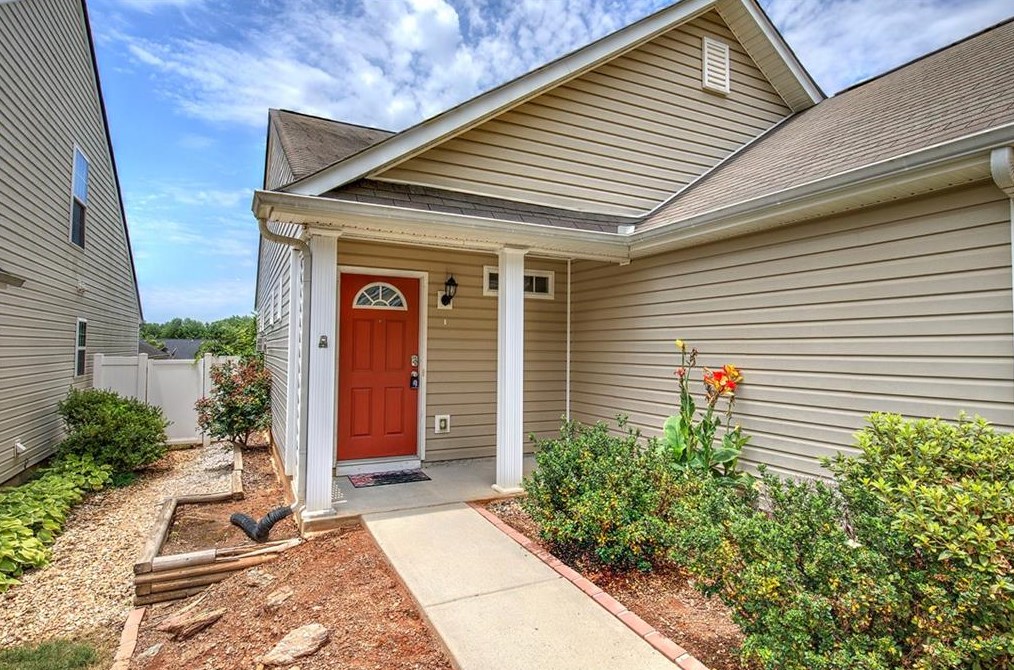 348 Topaz Dr, Dallas, GA 30132-9448