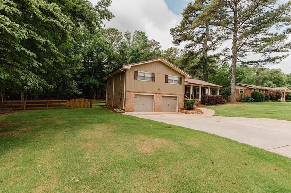 3669 Vicki Ln, Douglasville, GA 30135-2554