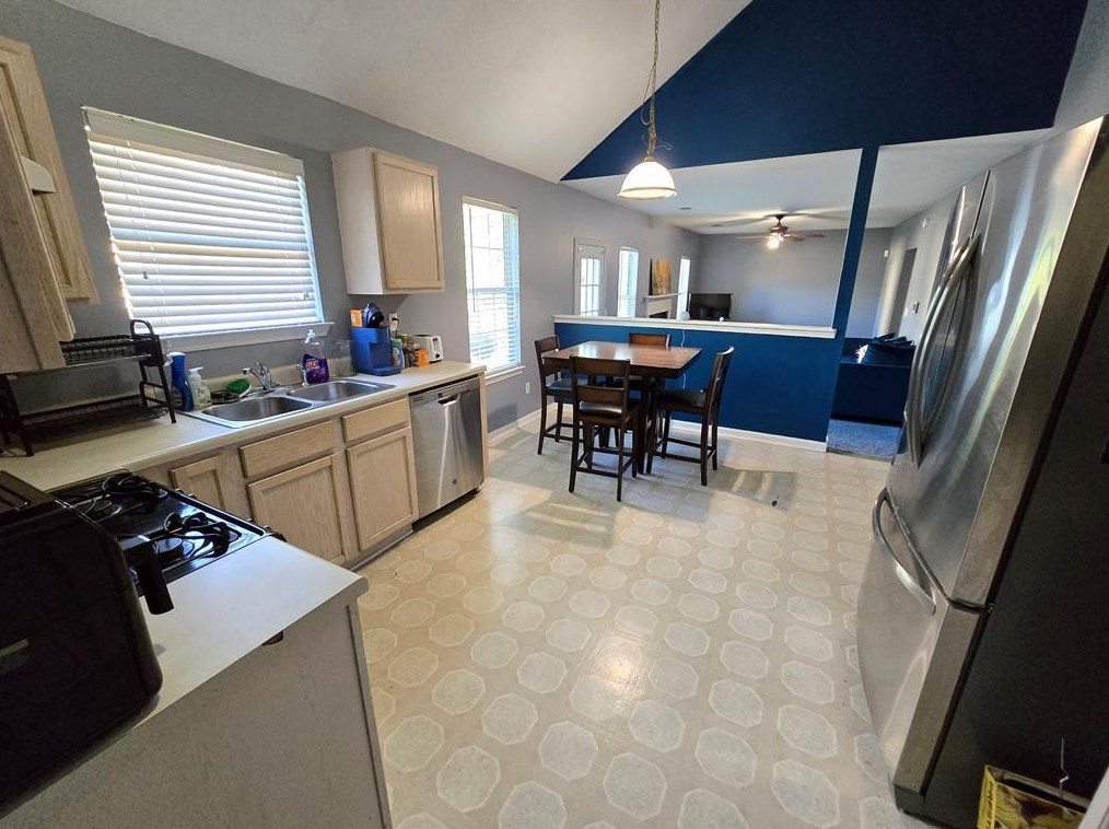 2374 Rambling Way, Lithonia GA 30058-5700 exterior