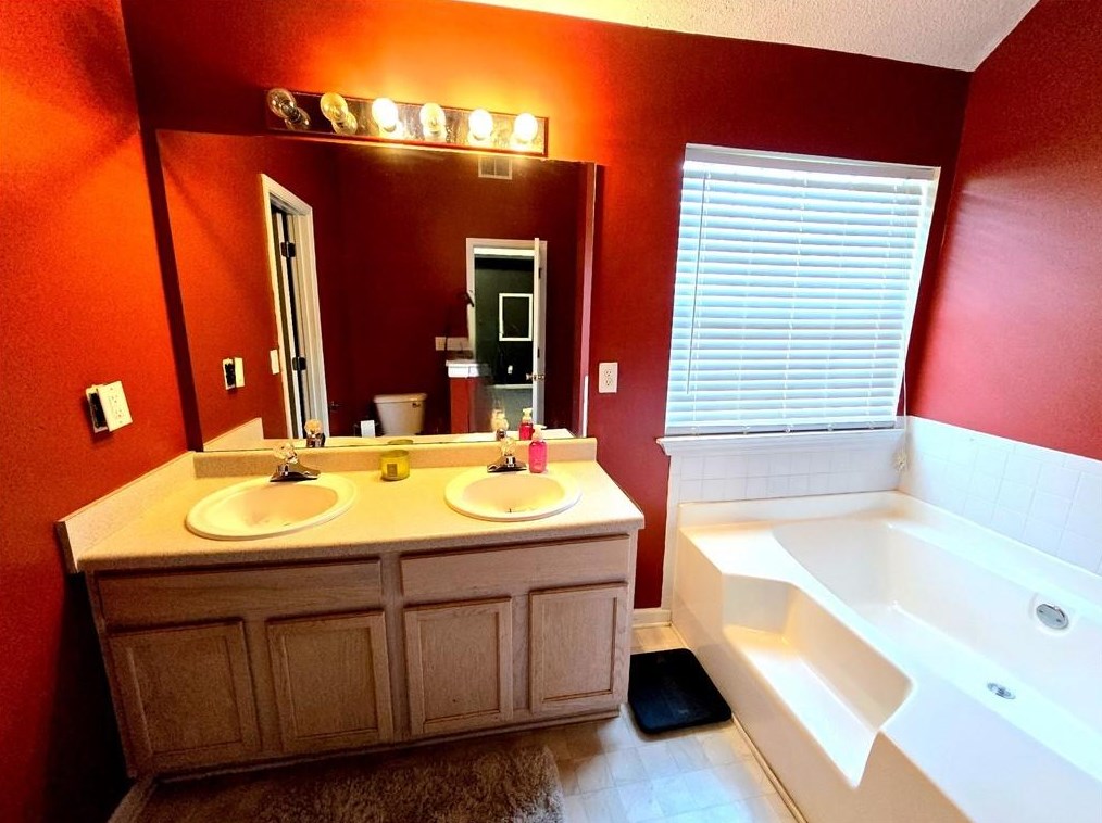 2374 Rambling Way, Lithonia GA 30058-5700 exterior