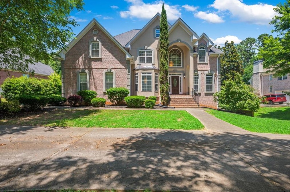 180 Oak Manor, Fayetteville, GA 30214