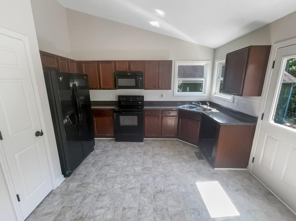 34 Chimney Springs Dr, Euharlee, GA 30120-7318