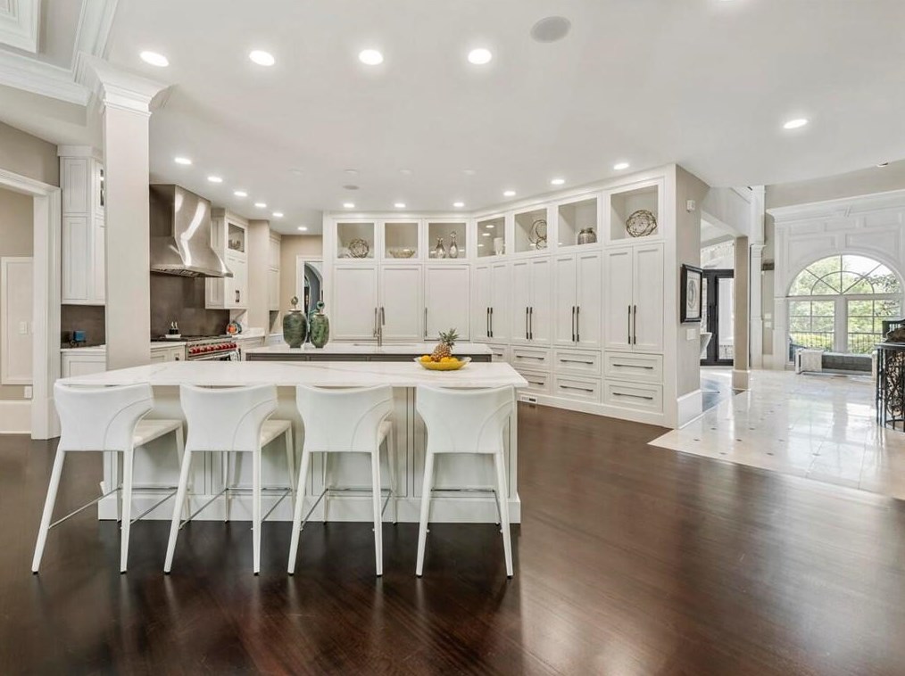 2985 Mnr Brg Dr, Alpharetta GA 30004-8813 exterior