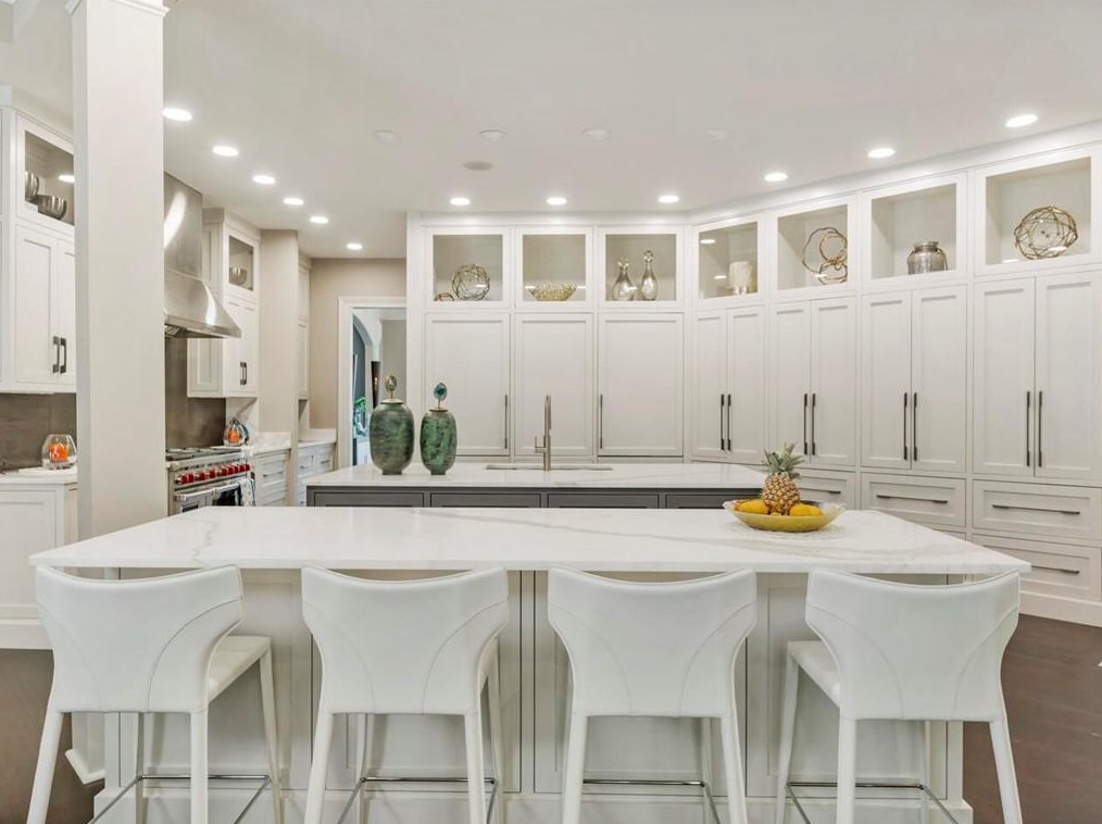 2985 Mnr Brg Dr, Alpharetta GA 30004-8813 exterior