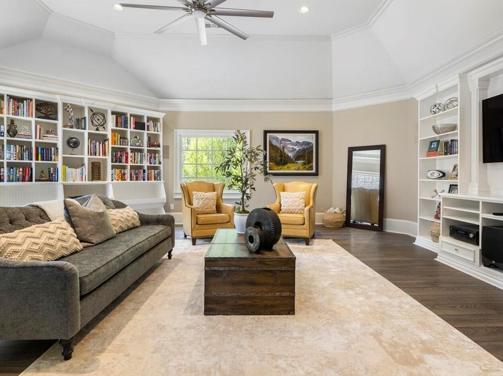 2985 Mnr Brg Dr, Alpharetta GA 30004-8813 exterior