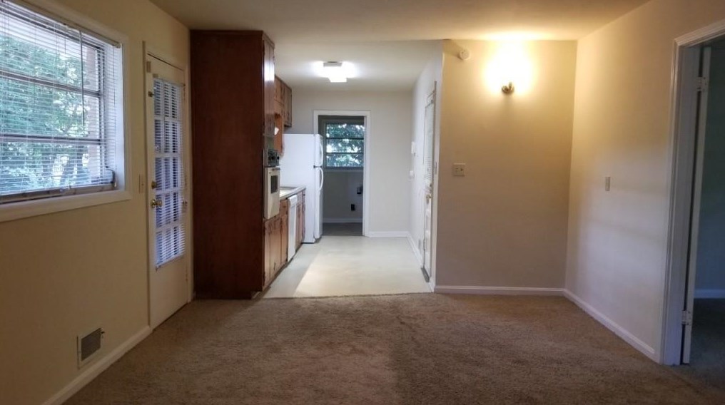 4571 Sims Ct, Tucker GA  30084-3114 exterior