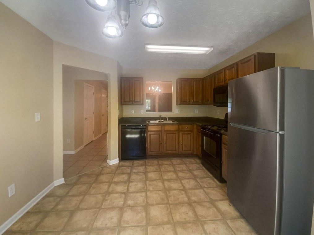 3546 Waldrop Trl, Decatur GA  30034-7464 exterior