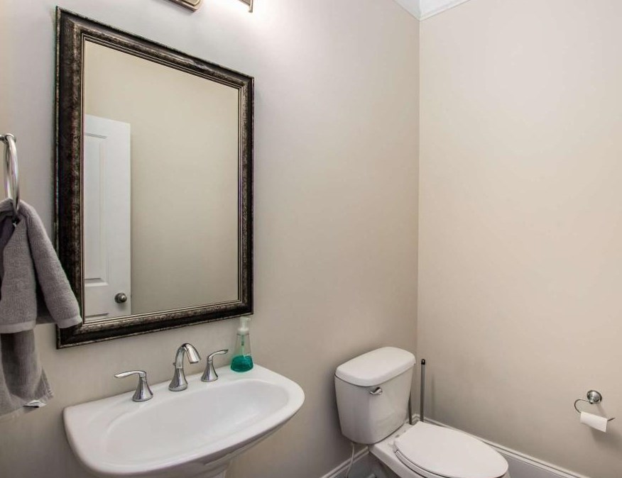 949 Ormewood Park Dr, Atlanta GA  30316-6816 exterior