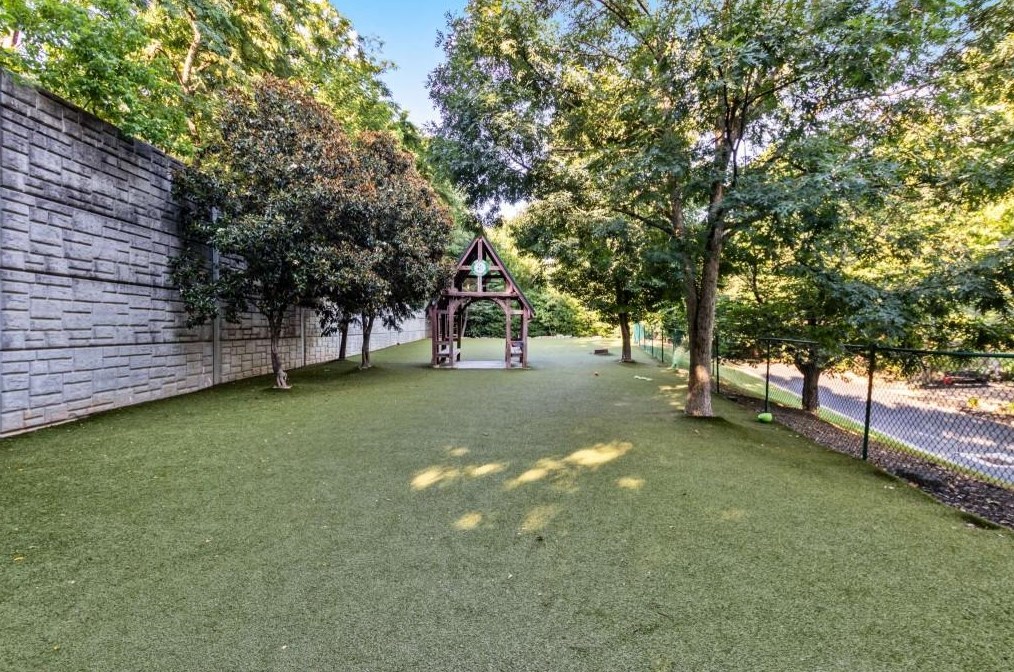 949 Ormewood Park Dr, Atlanta GA  30316-6816 exterior