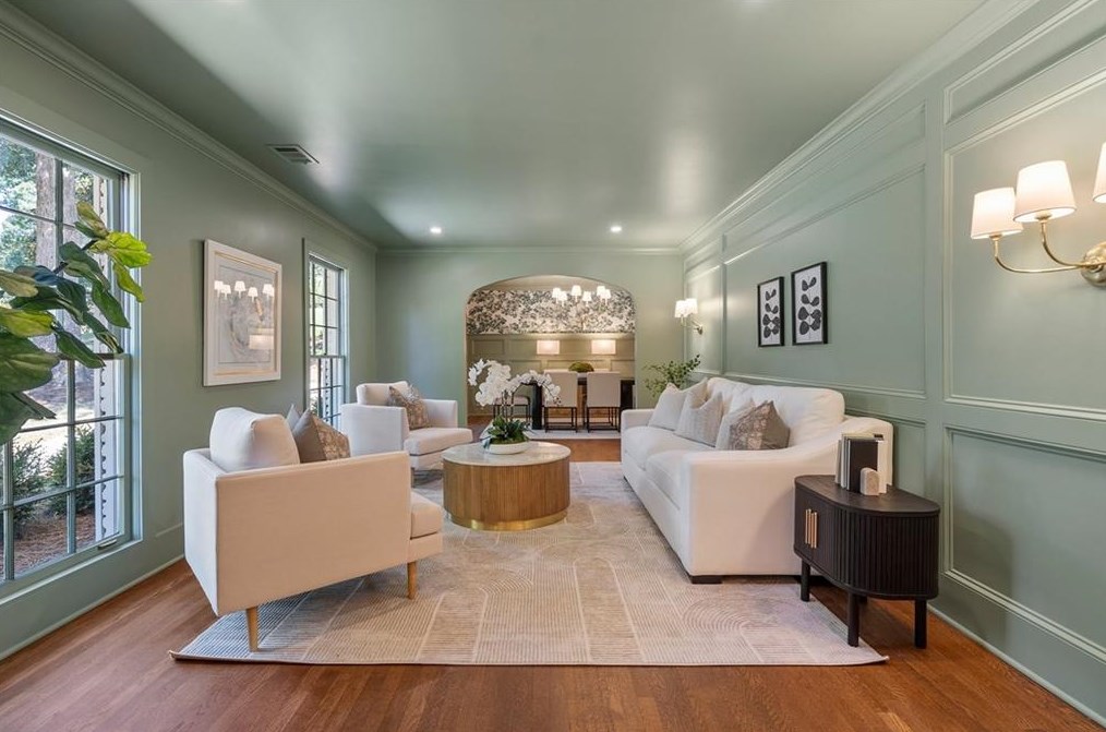 4775 Brinkley Ln, Atlanta GA 30342-2703 exterior