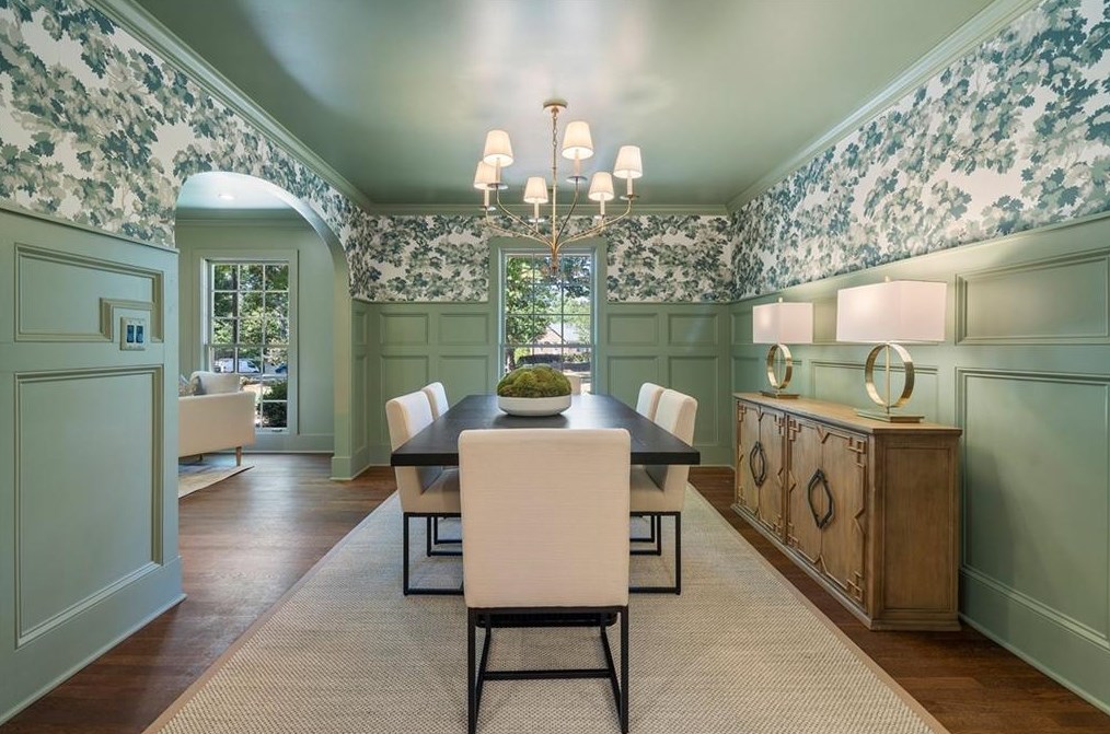 4775 Brinkley Ln, Atlanta GA 30342-2703 exterior