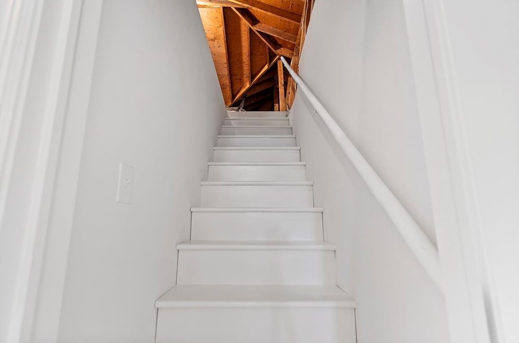 4775 Brinkley Ln, Atlanta GA 30342-2703 exterior