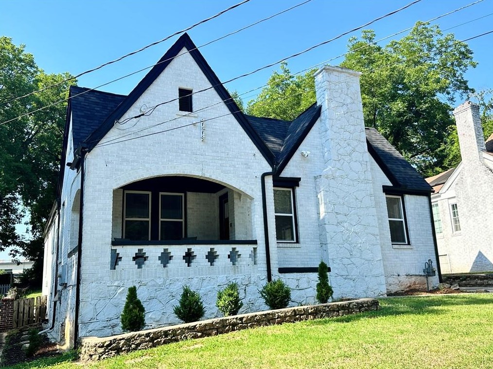 1622 Beecher St, Atlanta, GA 30310-2476