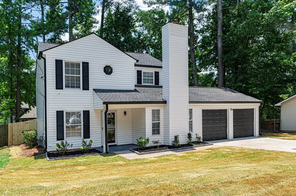 6186 Hyde Park Ln, Lithonia, GA 30058