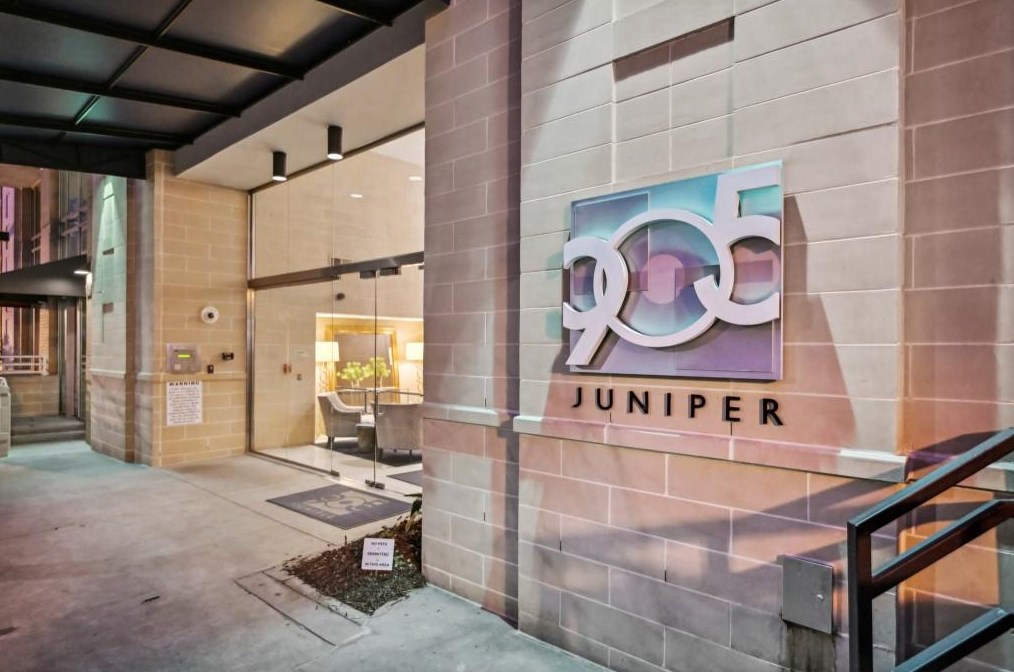 905 Juniper St, Atlanta GA  30309-4128 exterior