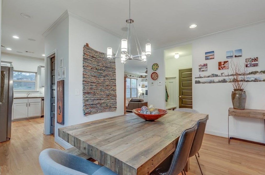 225 Murray Hl Ave, Atlanta GA 30317-1346 exterior