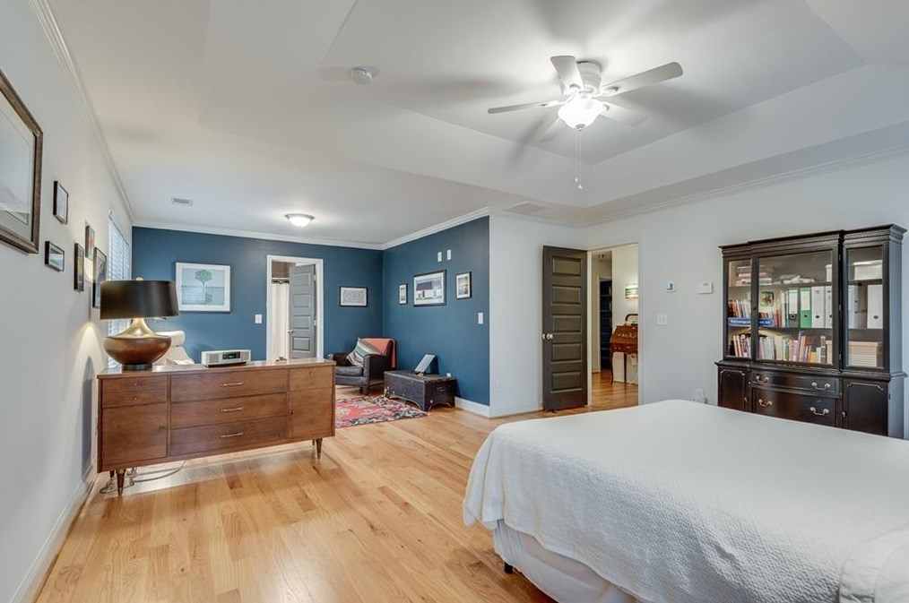 225 Murray Hl Ave, Atlanta GA 30317-1346 exterior