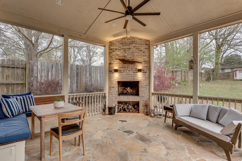 225 Murray Hl Ave, Atlanta GA 30317-1346 exterior