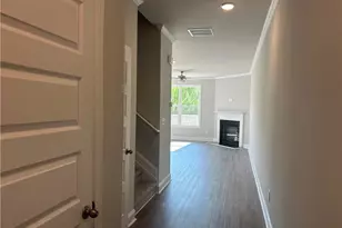 3817 Billabong Trl, Gainesville, GA 30506 - Photo 2