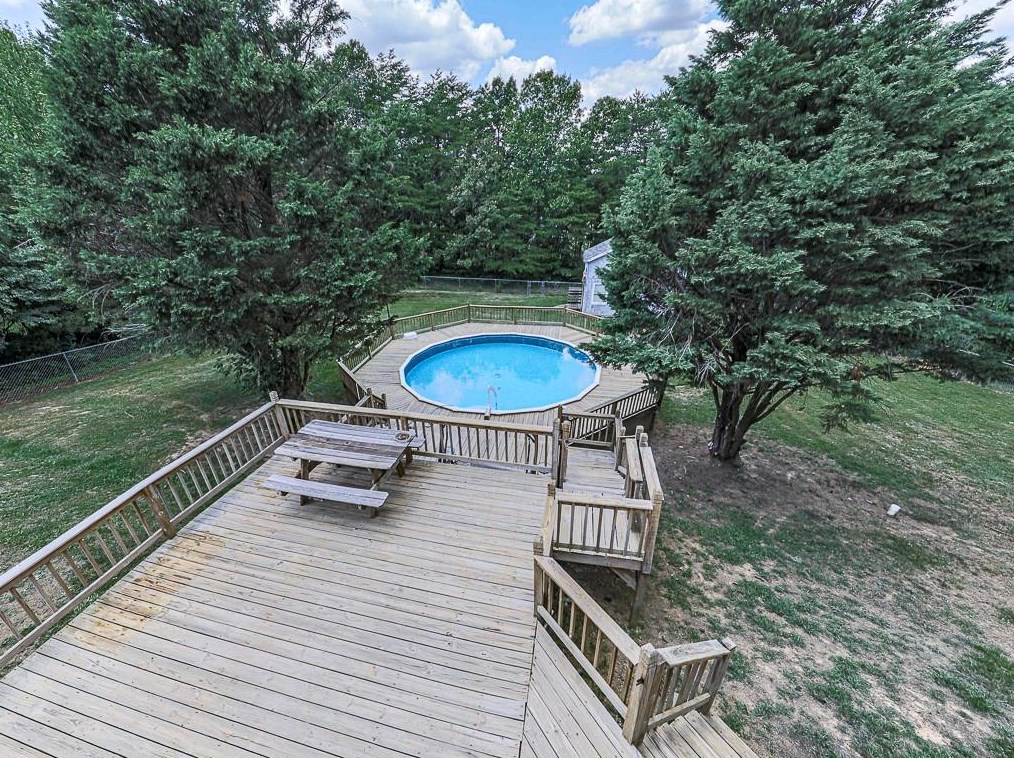 64 Indian Hills Dr, Rydal, GA 30171