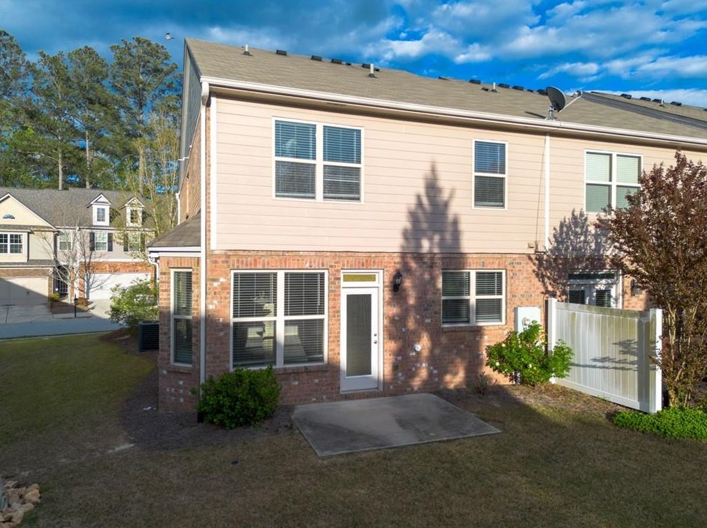 3849 Brockenhurst Dr, Buford, GA 30519-4695