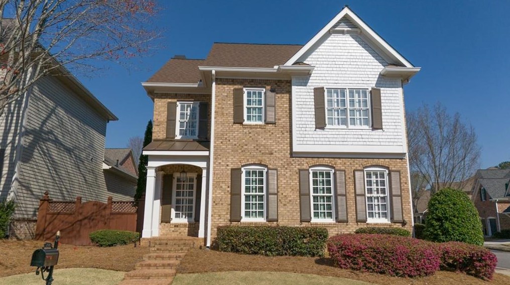 2080 Arminda Ct, Alpharetta GA  30022-1591 exterior