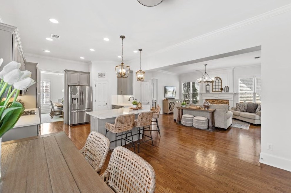 2080 Arminda Ct, Alpharetta GA  30022-1591 exterior