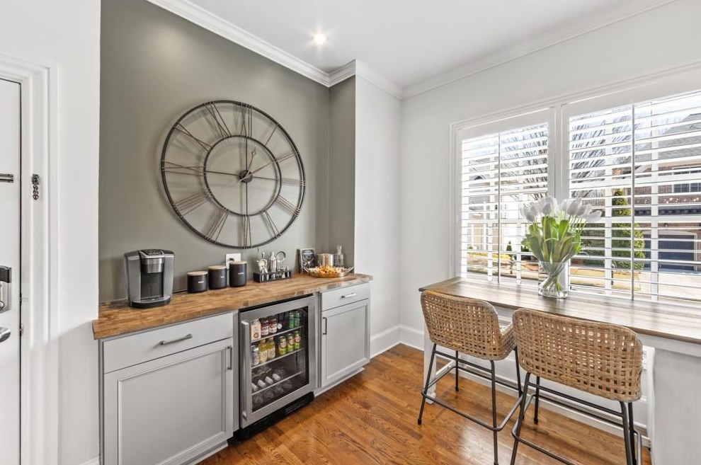 2080 Arminda Ct, Alpharetta GA  30022-1591 exterior