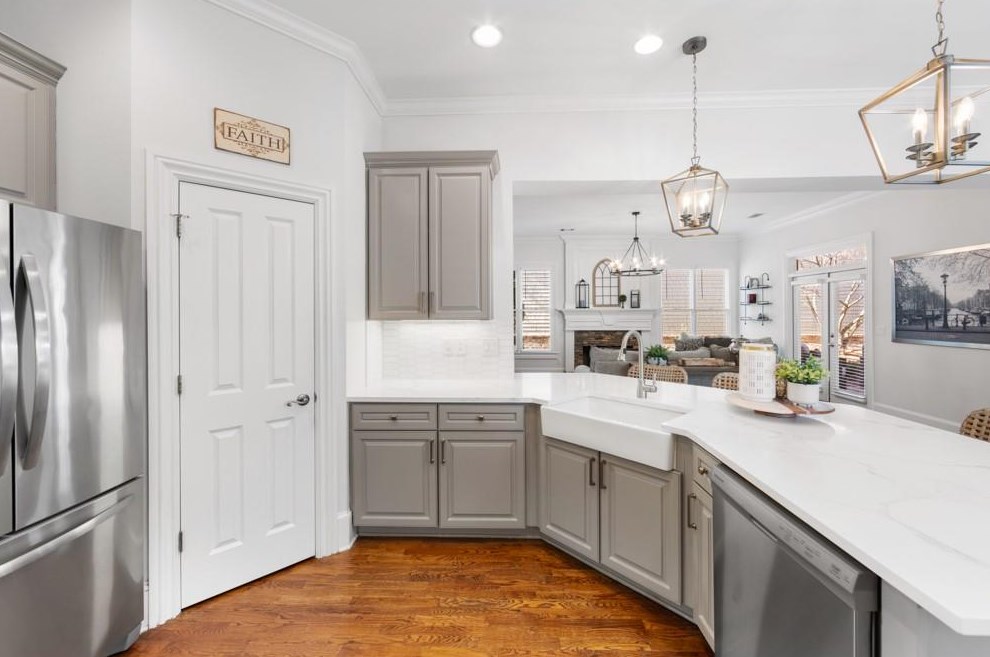 2080 Arminda Ct, Alpharetta GA  30022-1591 exterior