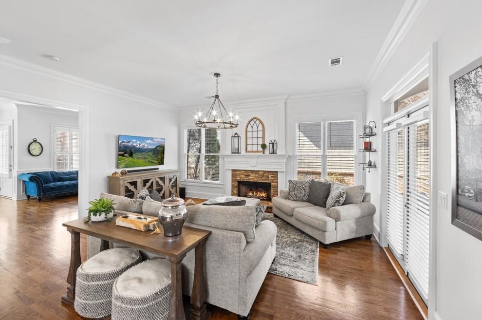 2080 Arminda Ct, Alpharetta GA  30022-1591 exterior