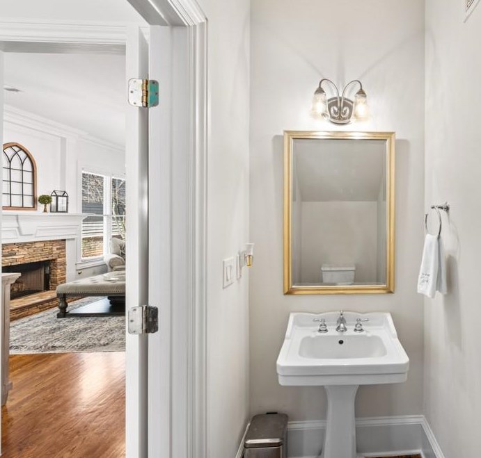 2080 Arminda Ct, Alpharetta GA  30022-1591 exterior