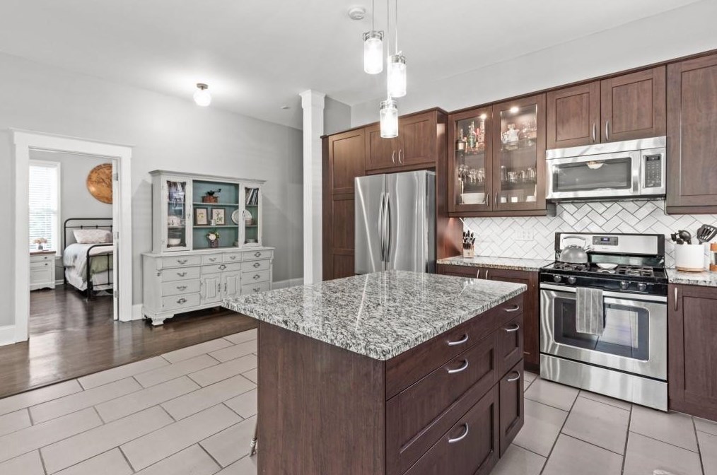 1213 Milton Ter, Atlanta GA 30315-2413 exterior