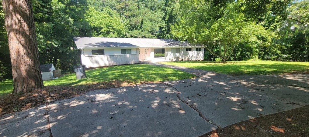 1491 Collins Hill Rd, Lawrenceville, GA 30043-6495