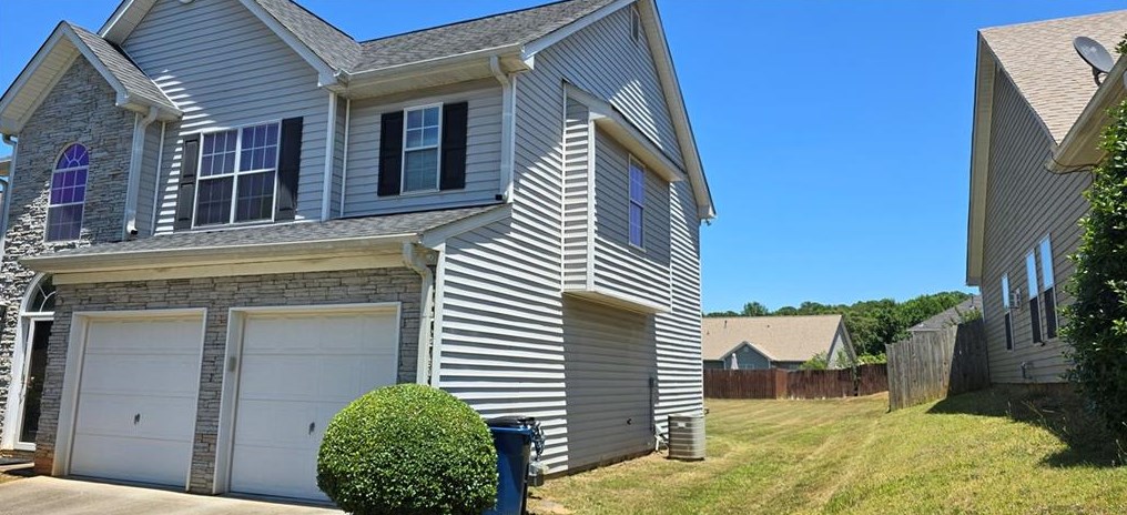 5759 Colonnade Dr, Rex, GA 30273