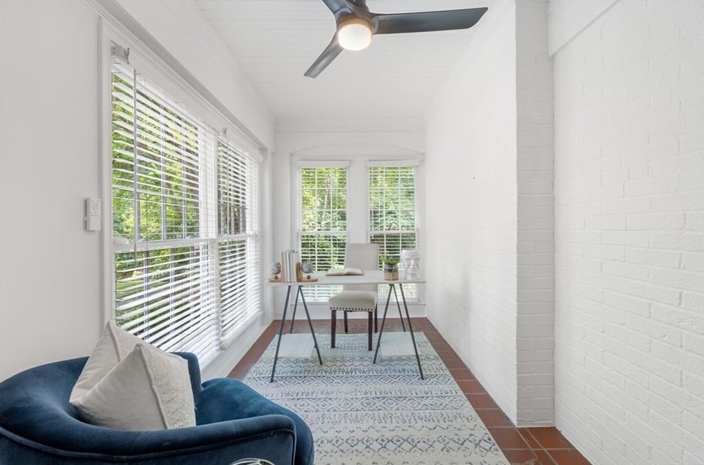 746 Wildwood Rd, Atlanta GA  30324-4943 exterior