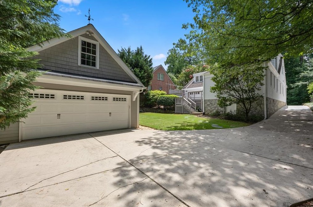 746 Wildwood Rd, Atlanta GA  30324-4943 exterior