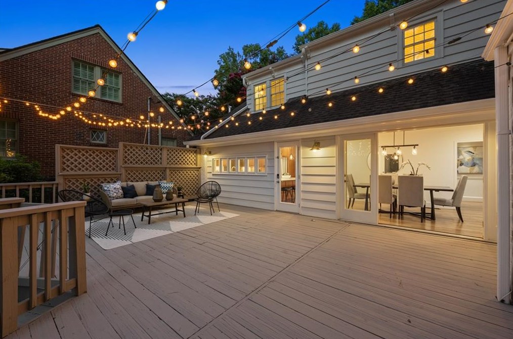 746 Wildwood Rd, Atlanta GA  30324-4943 exterior