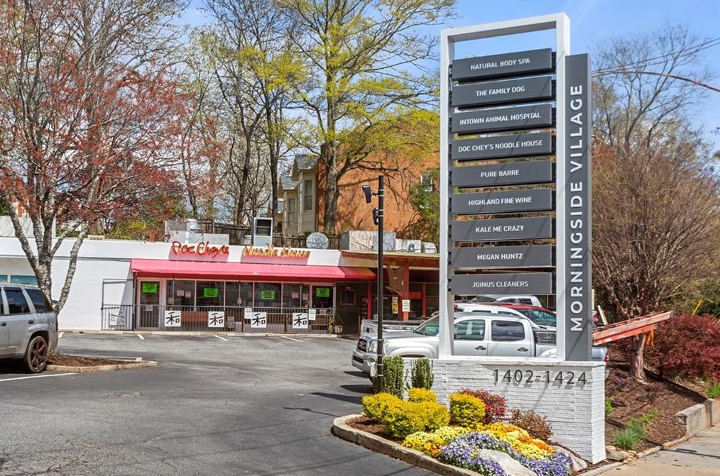 746 Wildwood Rd, Atlanta GA  30324-4943 exterior