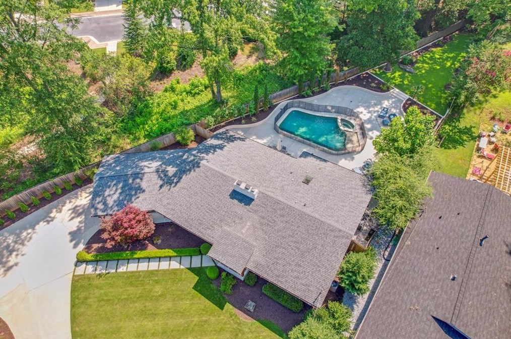 1798 Holly Ln, Atlanta GA  30329-3524 exterior