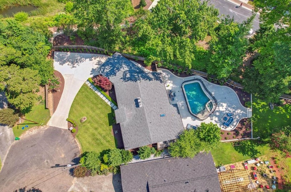 1798 Holly Ln, Atlanta GA  30329-3524 exterior