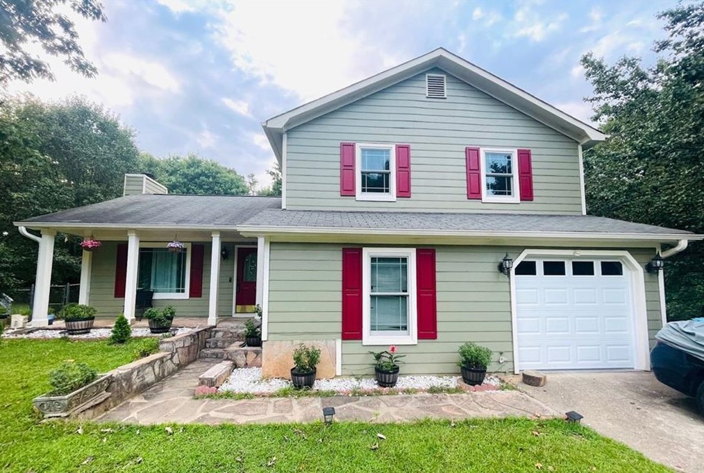 3587 Chinaberry Ln, Lithonia, GA 30039