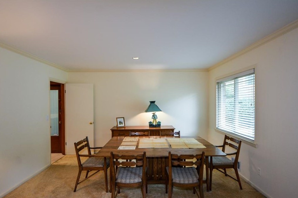 2437 Circlewood Rd, Atlanta GA  30345-1949 exterior