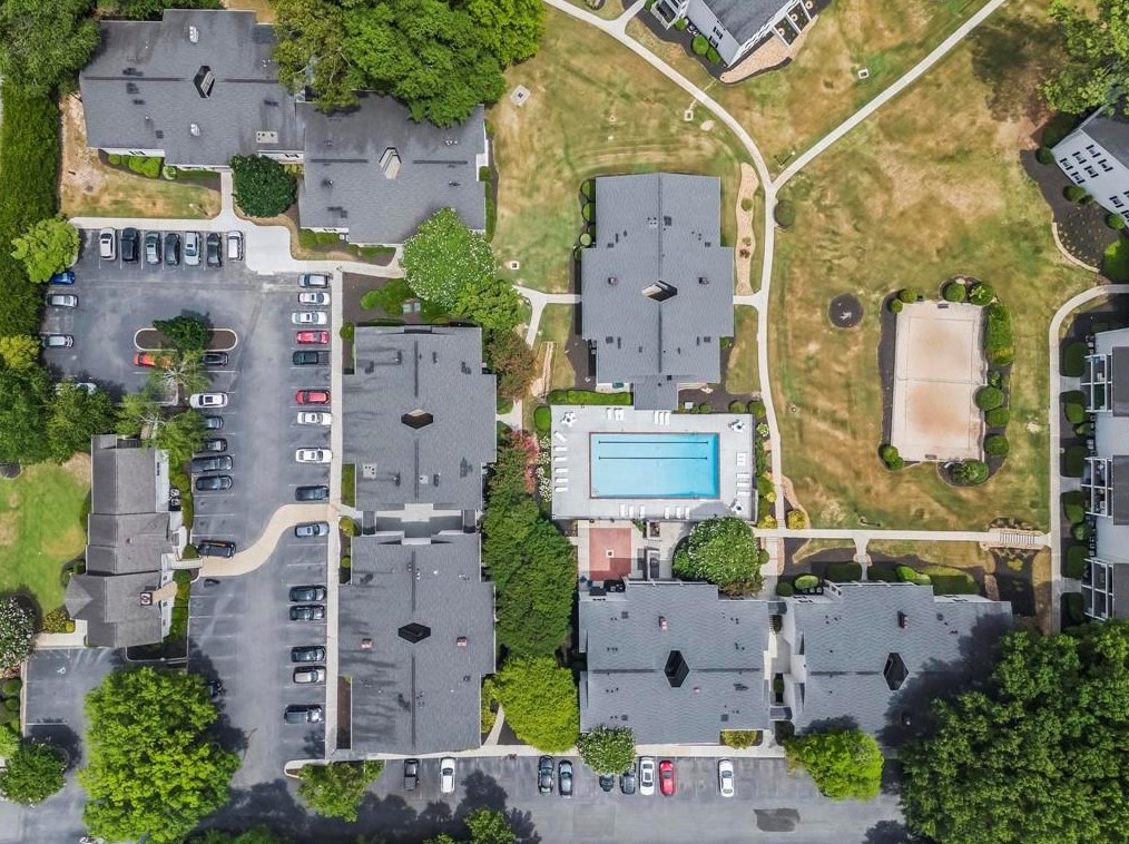 1150 Collier Rd, Atlanta GA  30318-0407 exterior